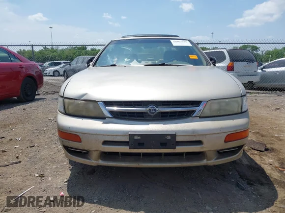 ✅ 1999 Nissan Maxima GXE • VIN: JN1CA21DXXT226307 • Lot: 44962280. Wystawiony na IAAI z przebiegiem Nie podano. Bezpłatny archiwum sprzedaży aukcyjnych z USA i szczegółowy raport historii pojazdu na DreamBid. Zdjęcie 6.