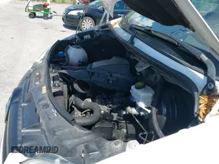 ✅ 2011 Mercedes-Benz Sprinter Cargo • VIN: WD3PE8CB4B5608857 • Lot: 43019534. Wystawiony na IAAI z przebiegiem 230 036 mil. Bezpłatny archiwum sprzedaży aukcyjnych z USA i szczegółowy raport historii pojazdu na DreamBid. Zdjęcie 18.