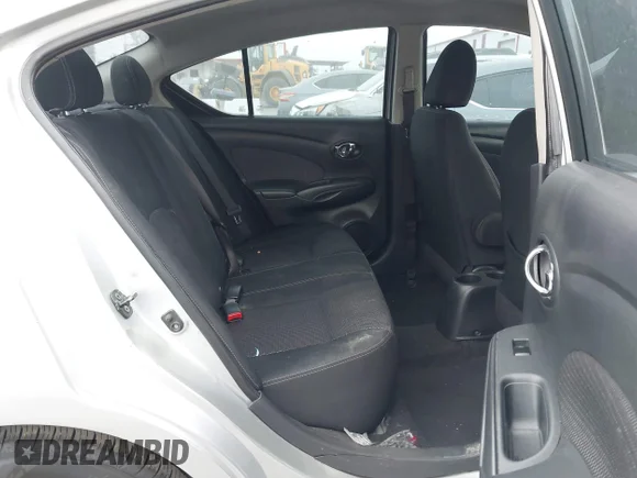 ✅ 2014 Nissan Versa SV • VIN: 3N1CN7AP7EL811830 • Lot: 45458502. Wystawiony na IAAI z przebiegiem 112 452 mil. Bezpłatny archiwum sprzedaży aukcyjnych z USA i szczegółowy raport historii pojazdu na DreamBid. Zdjęcie 8.