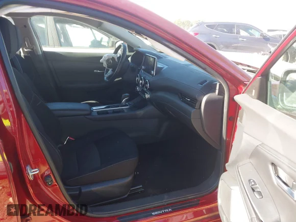 ✅ 2021 Nissan Sentra SV • VIN: 3N1AB8CV5MY298208 • Lot: 44195355. Wystawiony na IAAI z przebiegiem 68 080 mil. Bezpłatny archiwum sprzedaży aukcyjnych z USA i szczegółowy raport historii pojazdu na DreamBid. Zdjęcie 5.
