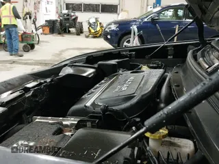 ✅ 2018 Jeep Cherokee Latitude • VIN: 1C4PJMCB1JD610340 • Lot: 41694829. Listed on IAAI with 195,014 mi. Free auction sales archive from the USA and detailed vehicle history report at DreamBid. Image 20.