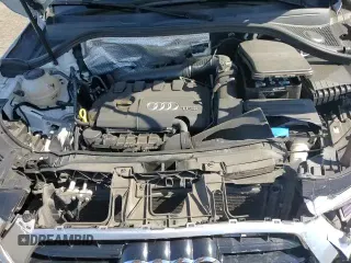 ✅ 2018 Audi Q3 Premium Plus • VIN: WA1HCCFS7JR025215 • Lot: 83811235. Wystawiony na Copart z przebiegiem 101 907 mil. Bezpłatny archiwum sprzedaży aukcyjnych z USA i szczegółowy raport historii pojazdu na DreamBid. Zdjęcie 13.