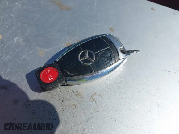 ✅ 2007 Mercedes-Benz E 550 • VIN: WDBUF72X77B060406 • Lot: 42968797. Wystawiony na IAAI z przebiegiem 203 241 mil. Bezpłatny archiwum sprzedaży aukcyjnych z USA i szczegółowy raport historii pojazdu na DreamBid. Zdjęcie 11.