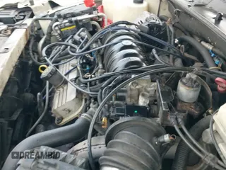 ✅ 2002 Buick LeSabre Limited • VIN: 1G4HR54K72U165794 • Lot: 43143364. Wystawiony na IAAI z przebiegiem 216 292 mil. Bezpłatny archiwum sprzedaży aukcyjnych z USA i szczegółowy raport historii pojazdu na DreamBid. Zdjęcie 14.