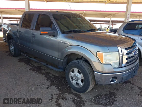 ✅ 2010 Ford F-150 XL • VIN: 1FTFW1CV8AFC16909 • Lot: 44700097. Wystawiony na IAAI z przebiegiem 221 447 mil. Bezpłatny archiwum sprzedaży aukcyjnych z USA i szczegółowy raport historii pojazdu na DreamBid. Zdjęcie 1.