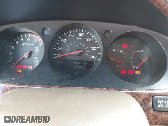 ✅ 2001 Acura MDX Touring • VIN: 2HNYD18621H512632 • Lot: 45097991. Wystawiony na IAAI z przebiegiem 287 930 mil. Bezpłatny archiwum sprzedaży aukcyjnych z USA i szczegółowy raport historii pojazdu na DreamBid. Zdjęcie 7.