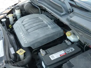 ✅ 2012 Volkswagen Routan SE • VIN: 2C4RVABG7CR193928 • Lot: 43901810. Listed on IAAI with 120,369 mi. Free auction sales archive from the USA and detailed vehicle history report at DreamBid. Image 12.