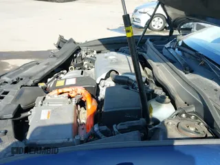 ✅ 2015 Lexus ES 300h • VIN: JTHBW1GG3F2092121 • Лот: 43012628. Опубликован ранее на IAAI с пробегом 165 949 миль. Бесплатный доступ к архиву аукционных продаж из США и подробный отчёт об истории автомобиля на DreamBid. Изображение 19.