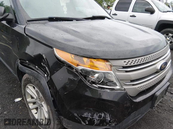 ✅ 2015 Ford Explorer • VIN: 1FM5K8B84FGA67939 • Лот: 45176439. Опубликован ранее на IAAI с пробегом 128 093 миль. Бесплатный доступ к архиву аукционных продаж из США и подробный отчёт об истории автомобиля на DreamBid. Изображение 6.