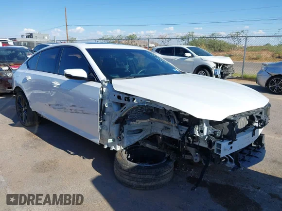 ✅ 2023 Cadillac CT5-V • VIN: 1G6DV5RW4P0142887 • Lot: 43052538. Listed on IAAI with 26,120 mi. Free auction sales archive from the USA and detailed vehicle history report at DreamBid. Image 1.