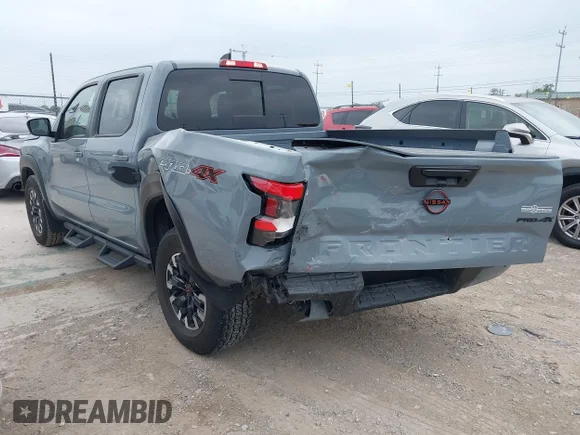 ✅ 2024 Nissan Frontier SV • VIN: 1N6ED1EK2RN630822 • Lot: 42295643. Wystawiony na IAAI z przebiegiem 15 548 mil. Bezpłatny archiwum sprzedaży aukcyjnych z USA i szczegółowy raport historii pojazdu na DreamBid. Zdjęcie 3.