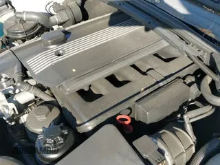 ✅ 2004 BMW 3 Series 330i • VIN: WBAEV53454KM33405 • Lot: 43592957. Listed on IAAI with 95,441 mi. Free auction sales archive from the USA and detailed vehicle history report at DreamBid. Image 19.