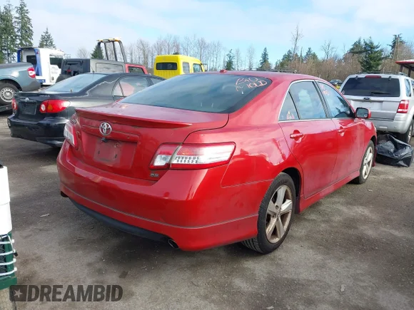 ✅ 2011 Toyota Camry SE • VIN: 4T1BF3EK0BU671694 • Lot: 44154829. Wystawiony na IAAI z przebiegiem 218 165 mil. Bezpłatny archiwum sprzedaży aukcyjnych z USA i szczegółowy raport historii pojazdu na DreamBid. Zdjęcie 4.