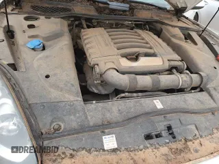 ✅ 2018 Porsche Cayenne • VIN: WP1AA2A27JKA01468 • Лот: 62872525. Опубликован ранее на Copart с пробегом 60 983 миль. Бесплатный доступ к архиву аукционных продаж из США и подробный отчёт об истории автомобиля на DreamBid. Изображение 13.