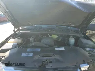 ✅ 2003 GMC Sierra 2500HD SLE • VIN: 1GTHK23U23F182664 • Lot: 83680024. Wystawiony na Copart z przebiegiem 133 175 mil. Bezpłatny archiwum sprzedaży aukcyjnych z USA i szczegółowy raport historii pojazdu na DreamBid. Zdjęcie 13.