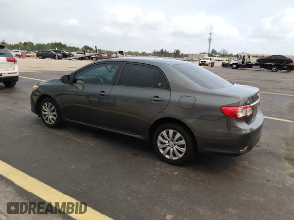 ✅ 2012 Toyota Corolla LE • VIN: 2T1BU4EE2CC910591 • Lot: 45410760. Wystawiony na IAAI z przebiegiem 119 606 mil. Bezpłatny archiwum sprzedaży aukcyjnych z USA i szczegółowy raport historii pojazdu na DreamBid. Zdjęcie 3.