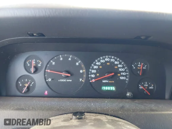 ✅ 2000 Jeep Grand Cherokee Laredo • VIN: 1J4GW48S4YC361732 • Lot: 45408347. Listed on IAAI with 198,895 mi. Free auction sales archive from the USA and detailed vehicle history report at DreamBid. Image 7.