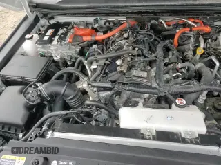 ✅ 2025 Toyota Land Cruiser 1958 Edition • VIN: JTEABFAJ5S5010968 • Lot: 69305885. Wystawiony na Copart z przebiegiem 2 852 mil. Bezpłatny archiwum sprzedaży aukcyjnych z USA i szczegółowy raport historii pojazdu na DreamBid. Zdjęcie 14.