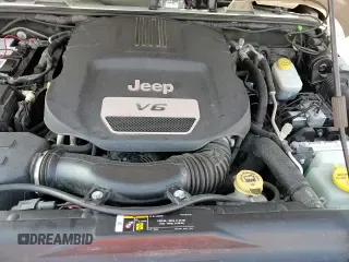 ✅ 2018 Jeep Wrangler Unlimited Sport S • VIN: 1C4HJWDG8JL852932 • Лот: 85532885. Опубликован ранее на Copart с пробегом 38 089 миль. Бесплатный доступ к архиву аукционных продаж из США и подробный отчёт об истории автомобиля на DreamBid. Изображение 13.