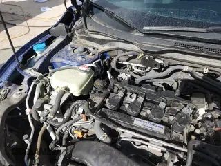 ✅ 2019 Honda Civic Si • VIN: 2HGFC3A54KH753124 • Lot: 87124805. Wystawiony na Copart z przebiegiem 80 592 mil. Bezpłatny archiwum sprzedaży aukcyjnych z USA i szczegółowy raport historii pojazdu na DreamBid. Zdjęcie 14.