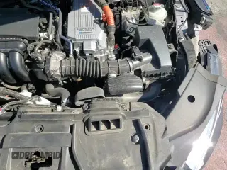 ✅ 2019 Honda Clarity • VIN: JHMZC5F10KC003086 • Lot: 70481455. Wystawiony na Copart z przebiegiem 77 422 mil. Bezpłatny archiwum sprzedaży aukcyjnych z USA i szczegółowy raport historii pojazdu na DreamBid. Zdjęcie 13.