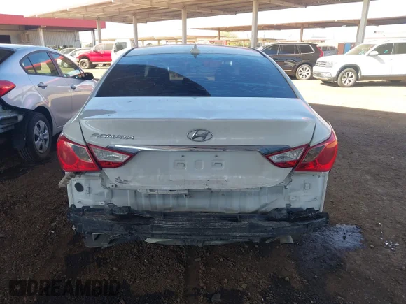 ✅ 2014 Hyundai Sonata GLS • VIN: 5NPEB4AC5EH861717 • Lot: 44340784. Wystawiony na IAAI z przebiegiem 154 609 mil. Bezpłatny archiwum sprzedaży aukcyjnych z USA i szczegółowy raport historii pojazdu na DreamBid. Zdjęcie 6.