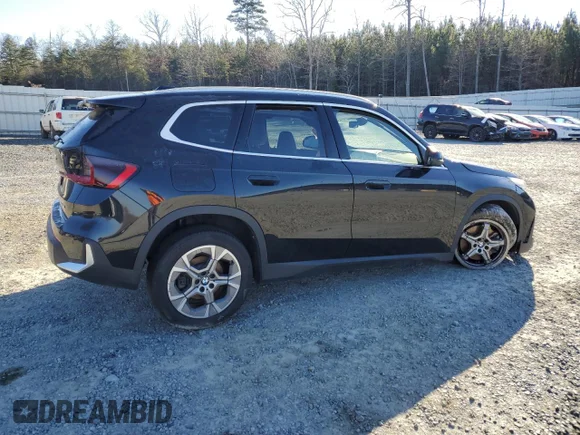 ✅ 2023 BMW X1 xDrive28i • VIN: WBX73EF04P5W90765 • Lot: 85902594. Wystawiony na Copart z przebiegiem 35 442 mil. Bezpłatny archiwum sprzedaży aukcyjnych z USA i szczegółowy raport historii pojazdu na DreamBid. Zdjęcie 3.