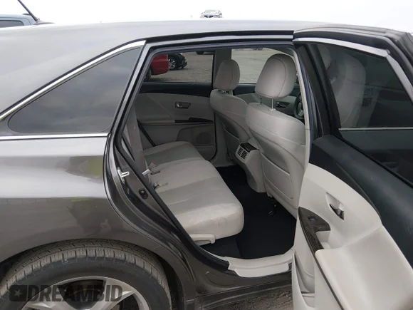 ✅ 2014 Toyota Venza LE • VIN: 4T3ZK3BB7EU063892 • Lot: 44444550. Wystawiony na IAAI z przebiegiem 138 241 mil. Bezpłatny archiwum sprzedaży aukcyjnych z USA i szczegółowy raport historii pojazdu na DreamBid. Zdjęcie 8.