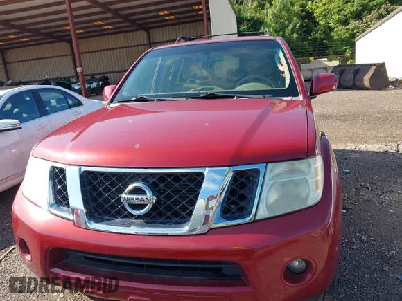 ✅ 2008 Nissan Pathfinder SE • VIN: 5N1BR18A28C621621 • Lot: 45262978. Wystawiony na IAAI z przebiegiem 189 470 mil. Bezpłatny archiwum sprzedaży aukcyjnych z USA i szczegółowy raport historii pojazdu na DreamBid. Zdjęcie 6.