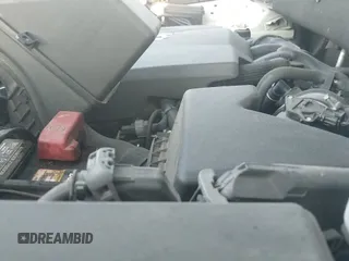 ✅ 2018 Toyota Highlander LE • VIN: 5TDZZRFH1JS270125 • Lot: 43522803. Wystawiony na IAAI z przebiegiem 105 446 mil. Bezpłatny archiwum sprzedaży aukcyjnych z USA i szczegółowy raport historii pojazdu na DreamBid. Zdjęcie 18.