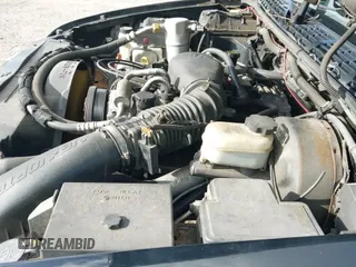 ✅ 1998 GMC Jimmy SL • VIN: 1GKCS13W0W2530290 • Lot: 42831830. Wystawiony na IAAI z przebiegiem 228 103 mil. Bezpłatny archiwum sprzedaży aukcyjnych z USA i szczegółowy raport historii pojazdu na DreamBid. Zdjęcie 12.