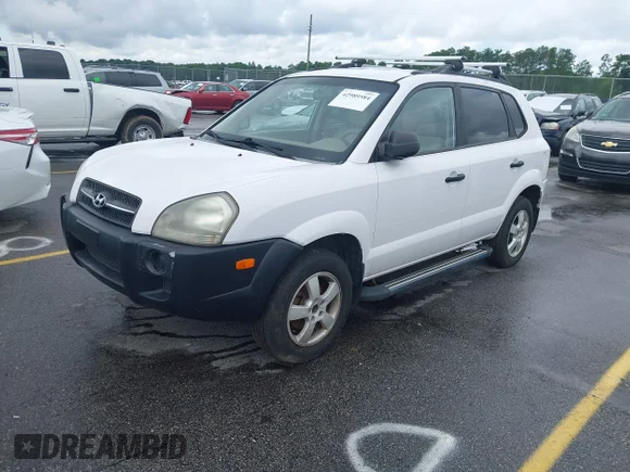 ✅ 2008 Hyundai Tucson GLS • VIN: KM8JM12BX8U899589 • Lot: 42989584. Listed on IAAI with 198,819 mi. Free auction sales archive from the USA and detailed vehicle history report at DreamBid. Image 2.