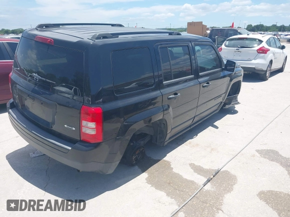 ✅ 2015 Jeep Patriot Altitude • VIN: 1C4NJPBA6FD377628 • Lot: 45262235. Wystawiony na IAAI z przebiegiem 164 153 mil. Bezpłatny archiwum sprzedaży aukcyjnych z USA i szczegółowy raport historii pojazdu na DreamBid. Zdjęcie 4.