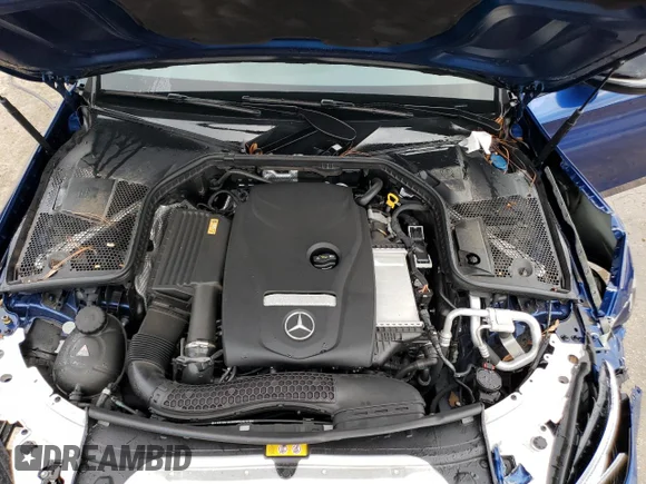 ✅ 2017 Mercedes-Benz C 300 • VIN: 55SWF4KB1HU225196 • Lot: 36887013. Listed on Copart with 39,432 mi. Free auction sales archive from the USA and detailed vehicle history report at DreamBid. Image 11.