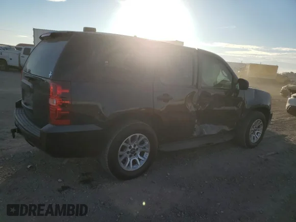 ✅ 2012 Chevrolet Tahoe Commercial • VIN: 1GNLC2E09CR276354 • Lot: 74493474. Wystawiony na Copart z przebiegiem 120 231 mil. Bezpłatny archiwum sprzedaży aukcyjnych z USA i szczegółowy raport historii pojazdu na DreamBid. Zdjęcie 3.