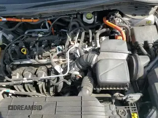 ✅ 2022 Ford Escape SEL Hybrid • VIN: 1FMCU0CZ2NUA16871 • Lot: 52050405. Listed on Copart with 144,778 mi. Free auction sales archive from the USA and detailed vehicle history report at DreamBid. Image 16.