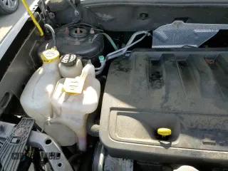 ✅ 2017 Jeep Compass High Altitude • VIN: 1C4NJDEB4HD108629 • Лот: 69017665. Опубликован ранее на Copart с пробегом 67 718 миль. Бесплатный доступ к архиву аукционных продаж из США и подробный отчёт об истории автомобиля на DreamBid. Изображение 14.