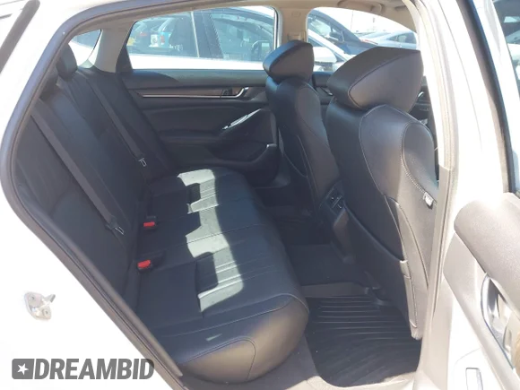 ✅ 2019 Honda Accord Touring • VIN: 1HGCV3F9XKA017862 • Lot: 44643008. Wystawiony na IAAI z przebiegiem 82 963 mil. Bezpłatny archiwum sprzedaży aukcyjnych z USA i szczegółowy raport historii pojazdu na DreamBid. Zdjęcie 8.