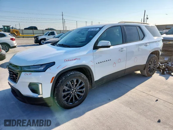 ✅ 2022 Chevrolet Traverse RS • VIN: 1GNERJKW1NJ107747 • Lot: 65274185. Wystawiony na Copart z przebiegiem 94 661 mil. Bezpłatny archiwum sprzedaży aukcyjnych z USA i szczegółowy raport historii pojazdu na DreamBid. Zdjęcie 1.