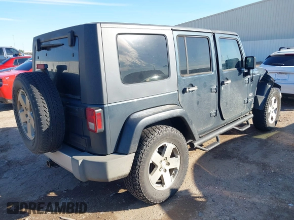✅ 2008 Jeep Wrangler Sahara • VIN: 1J4GA59138L576268 • Lot: 41315803. Wystawiony na IAAI z przebiegiem 139 728 mil. Bezpłatny archiwum sprzedaży aukcyjnych z USA i szczegółowy raport historii pojazdu na DreamBid. Zdjęcie 4.