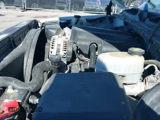 ✅ 2003 Chevrolet Suburban LT • VIN: 3GNGK26G73G226245 • Лот: 41672419. Опубликован ранее на IAAI с пробегом 179 253 миль. Бесплатный доступ к архиву аукционных продаж из США и подробный отчёт об истории автомобиля на DreamBid. Изображение 12.