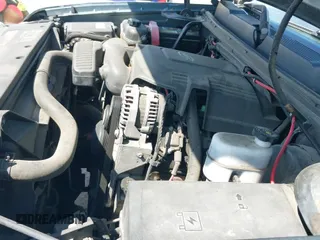 ✅ 2007 Chevrolet Silverado 1500 Work Truck • VIN: 2GCEC13C571528768 • Lot: 41990590. Listed on IAAI with 221,192 mi. Free auction sales archive from the USA and detailed vehicle history report at DreamBid. Image 19.