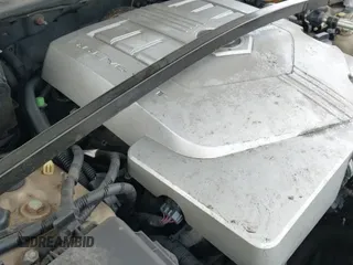 ✅ 2005 Cadillac SRX • VIN: 1GYEE637750165564 • Lot: 42256386. Wystawiony na IAAI z przebiegiem 141 149 mil. Bezpłatny archiwum sprzedaży aukcyjnych z USA i szczegółowy raport historii pojazdu na DreamBid. Zdjęcie 12.