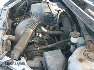 ✅ 2005 Toyota RAV4 • VIN: JTEGD20V950079424 • Lot: 43373565. Wystawiony na IAAI z przebiegiem 152 975 mil. Bezpłatny archiwum sprzedaży aukcyjnych z USA i szczegółowy raport historii pojazdu na DreamBid. Zdjęcie 19.