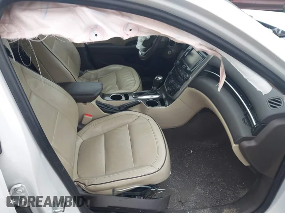 ✅ 2015 Chevrolet Malibu LTZ • VIN: 1G11F5SL5FU124797 • Lot: 44267007. Wystawiony na IAAI z przebiegiem 173 813 mil. Bezpłatny archiwum sprzedaży aukcyjnych z USA i szczegółowy raport historii pojazdu na DreamBid. Zdjęcie 5.
