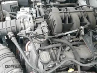 ✅ 2008 Ford Mustang Deluxe • VIN: 1ZVHT80N185208081 • Лот: 42360271. Опубликован ранее на IAAI с пробегом 77 494 миль. Бесплатный доступ к архиву аукционных продаж из США и подробный отчёт об истории автомобиля на DreamBid. Изображение 13.