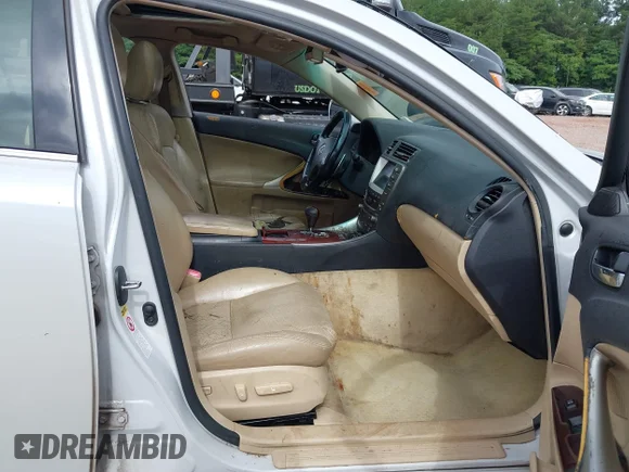 ✅ 2008 Lexus IS 250 • VIN: JTHCK262982020483 • Lot: 45232543. Listed on IAAI with 205,368 mi. Free auction sales archive from the USA and detailed vehicle history report at DreamBid. Image 5.