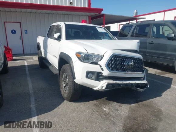✅ 2019 Toyota Tacoma SR5 • VIN: 3TMDZ5BN8KM078510 • Lot: 44782369. Wystawiony na IAAI z przebiegiem 109 715 mil. Bezpłatny archiwum sprzedaży aukcyjnych z USA i szczegółowy raport historii pojazdu na DreamBid. Zdjęcie 1.