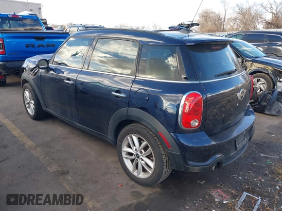 ✅ 2013 MINI Countryman S • VIN: WMWZC3C52DWP21475 • Lot: 41215334. Wystawiony na IAAI z przebiegiem 124 365 mil. Bezpłatny archiwum sprzedaży aukcyjnych z USA i szczegółowy raport historii pojazdu na DreamBid. Zdjęcie 3.