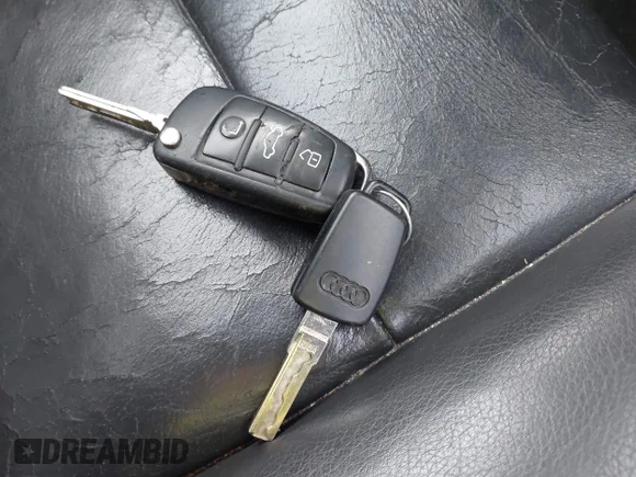 ✅ 2007 Audi A4 2.0T • VIN: WAUDF78E07A262823 • Лот: 44223306. Опубликован ранее на IAAI с пробегом 215 252 миль. Бесплатный доступ к архиву аукционных продаж из США и подробный отчёт об истории автомобиля на DreamBid. Изображение 11.